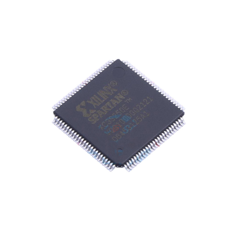 Circuit intégré original IC de composants électroniques de Purechip XC3S250E-4VQG100I New& dans XC3S250E-4VQG100I courant