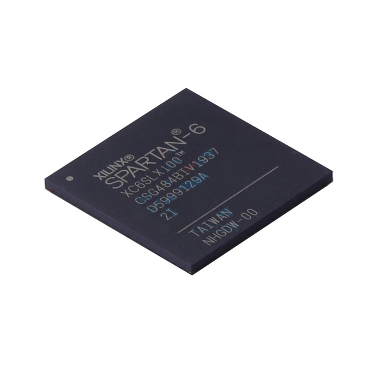 La plus nouvelle XC6SLX100 Puce IC Series Field Programmable Gate entrée-sortie 484CSBGA XC6SLX100-2CSG484I d'IC FPGA 338 de rangée de Meilinmchip