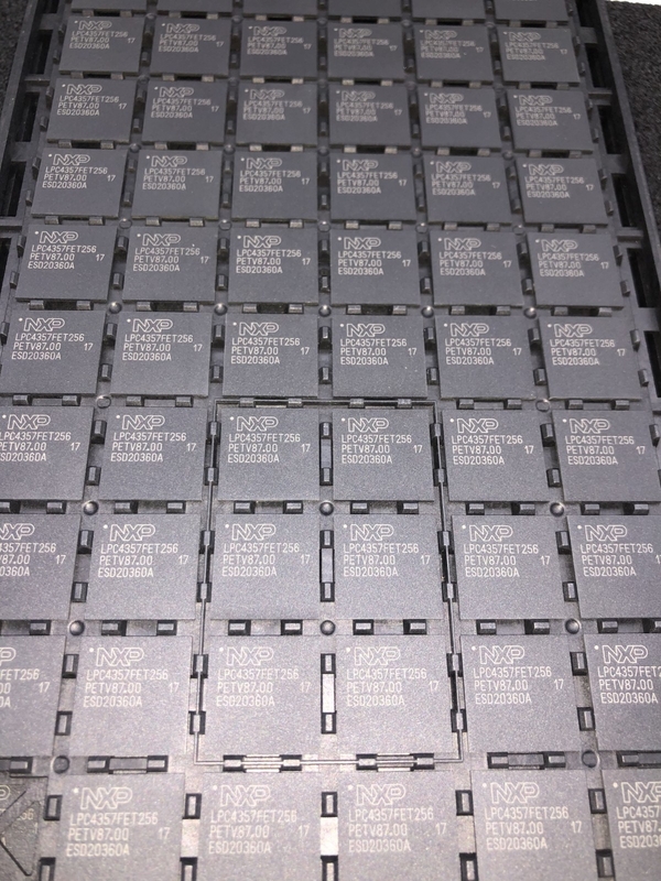 LPC4357FET256    BGA256   Original tout neuf de microcontrôleur d'IC de puce de circuit intégré inutilisé