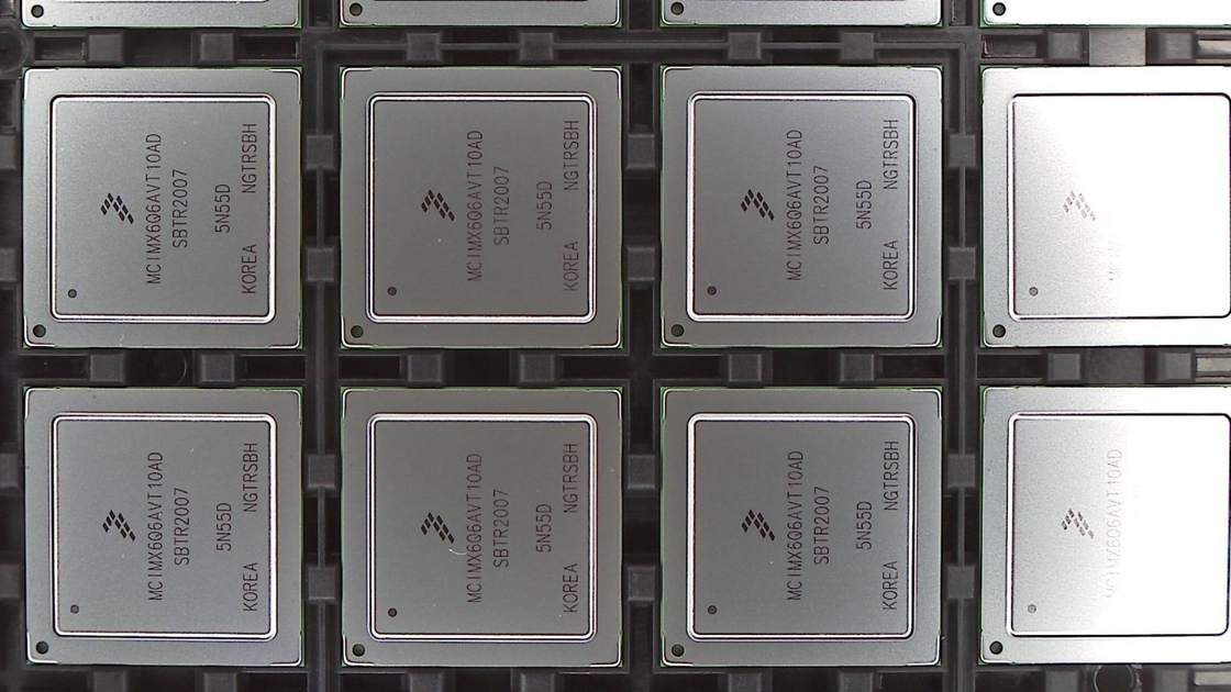 MCIMX6Q6AVT10AD      BGA-624   Original tout neuf de microcontrôleur d'IC de puce de circuit intégré inutilisé